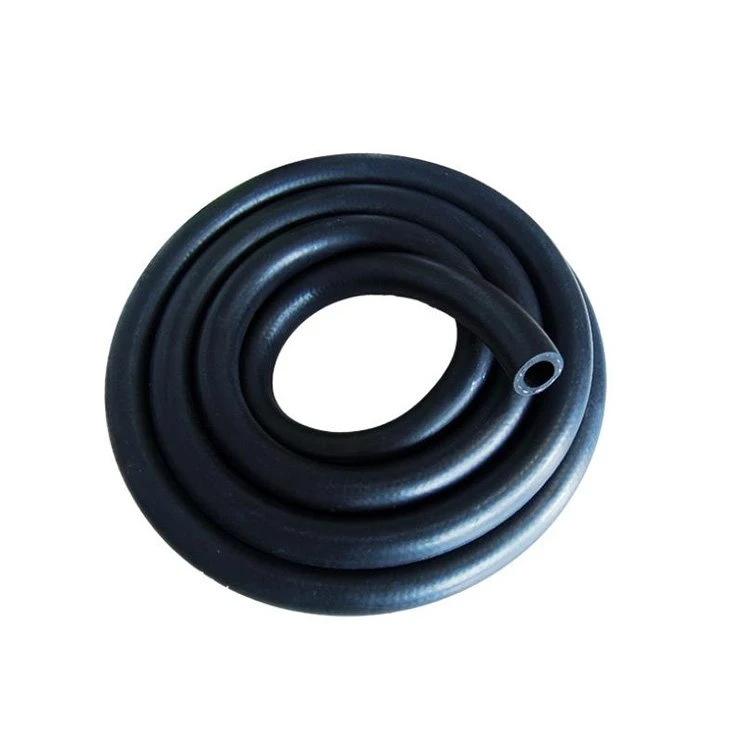 Tubo di rifornimento carburante in gomma