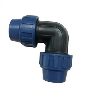 Connettore per tubo in plastica PE